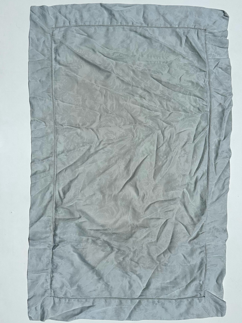 2 Sferra Egyptian Cotton Jacquard Linea Casa Light Green Gray King Shams, stains